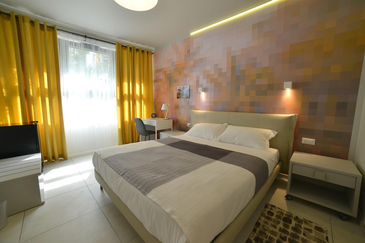 Hotel Villa Miki Bordighera Buitenkant foto